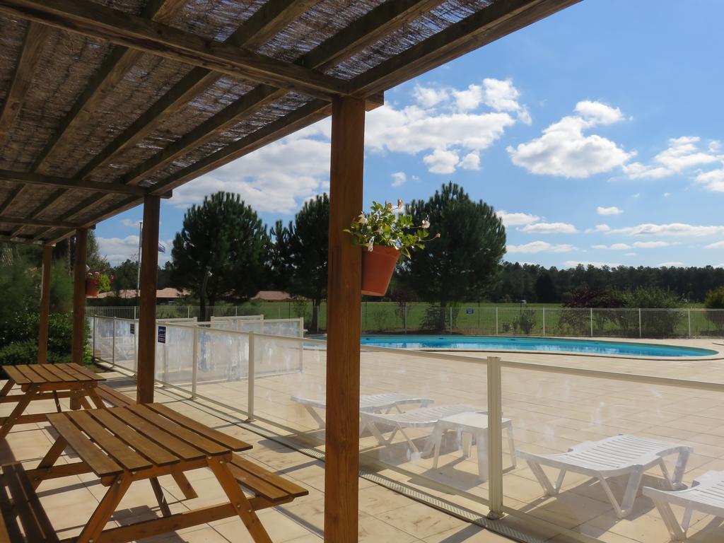 Residence Goelia Les Demeures Du Lac Casteljaloux Εξωτερικό φωτογραφία
